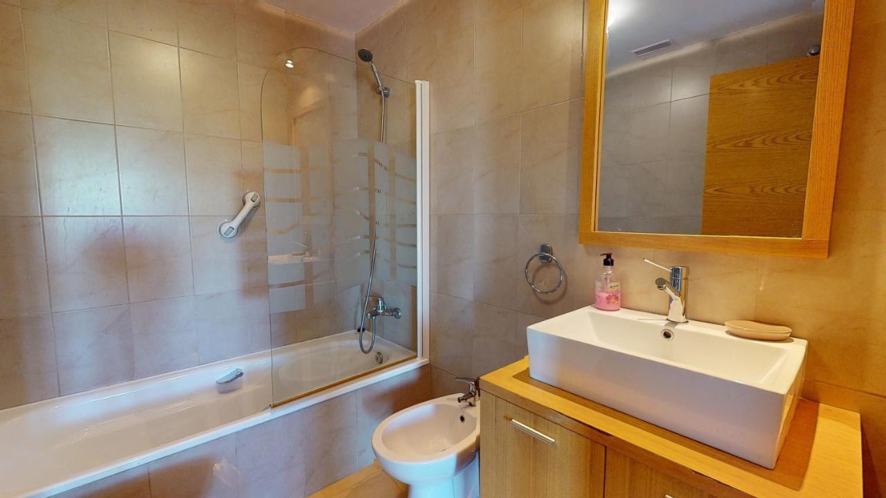 Casa Atlantico Resort Apartment - 1 Double Bed, 2 Single Beds, 1 Sofa Bed, Spacious, Ideal For Families Sucina Eksteriør billede